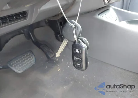 2005 Toyota Sequoia Limited V8 from USA, damaged, VIN 5TDBT48A85S246223